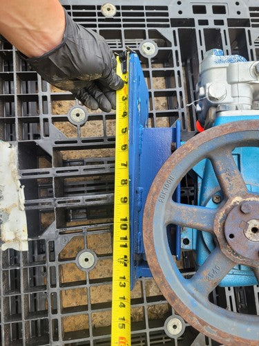 CAT Pump Model 550 5 GPM / 3000 PSI Belt Drive 7 Frame Plunger PD Working Pull