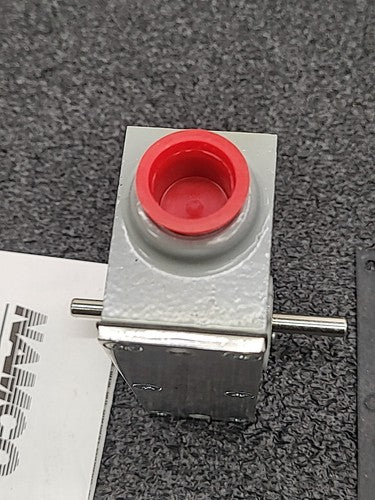 Namco EA150-30274 Snap-Lock Rotary Limit Switch 1NO/1NC Double Ended Shaft