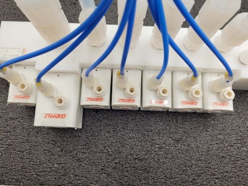 Gemu 7 Valve High Purity Diaphragm Shutoff Manifold Valve PN6 PTFE "C"