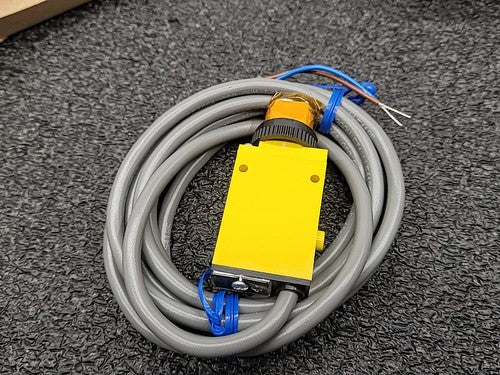 Banner SM2A312F Mini-Beam Fiber Optic Photoelectric Sensor Amplifier