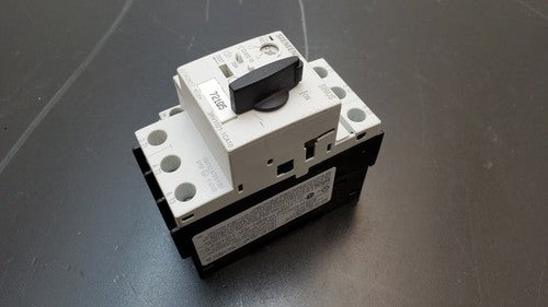 SIEMENS SIRIUS 3RV1021-1CA10 Circuit Breaker w/ 3RV1901-1A Auxiliary Contact
