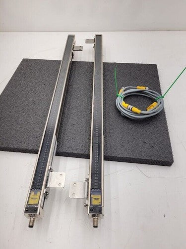 Banner EZ-Screen SLSR14-750NQ8 SLSE14-750NQ8 ESD Series 750mm Area 24VDC Lot B