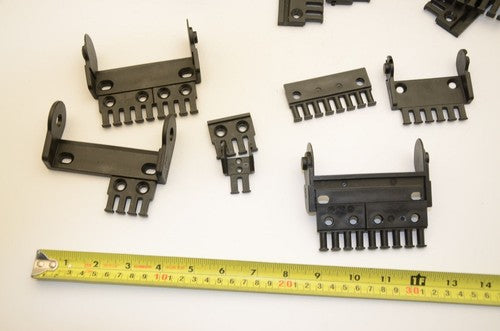 Igus Cable Carrier End Pieces, Various Sizes - Lot of 30