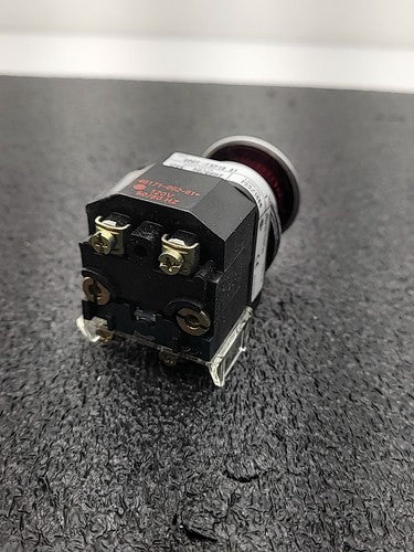 Allen Bradley 800T-FXP16RA1 Illuminated Push Button Red 2 Position Push Pull