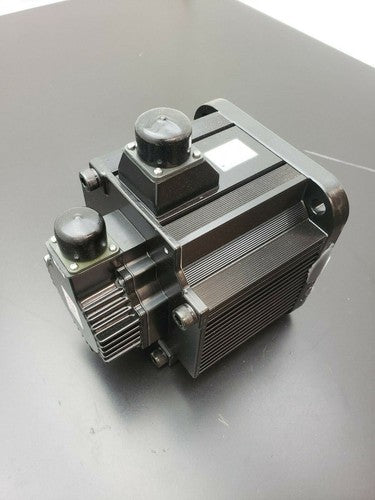 New Yaskawa AC Servo Motor SGMG-20ASB New 2Kw 200V 18.5 A