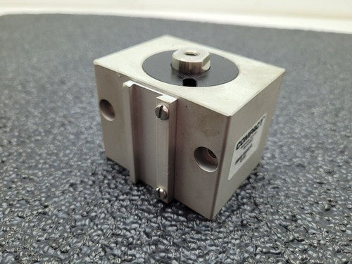 Compact Dual Acting 10mm Stroke 16mm Piston 40mm Bore Pneumatic Cylinder
