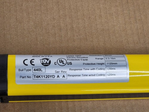Allen Bradley GuardShield Light Curtain Pair R4K1120YD AB T4K1120YD AA 1120mm