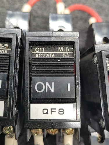 Mitsubishi NF30-CS Circuit Breaker Lot 220V AC w/ CP-C BAC102105 Breaker
