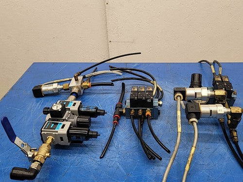 MAC 65A-SA1-DAAJ-1KD Solenoid Valve Manifold Wilkerson Pneumatic Filter Lot of 3