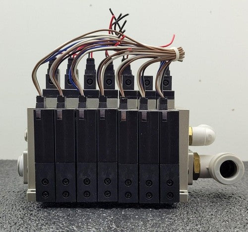 7 Valve Block SMC ZSE1-00-19C Compact Vacuum Switch Ejector 12-24VDC 0-15PSI
