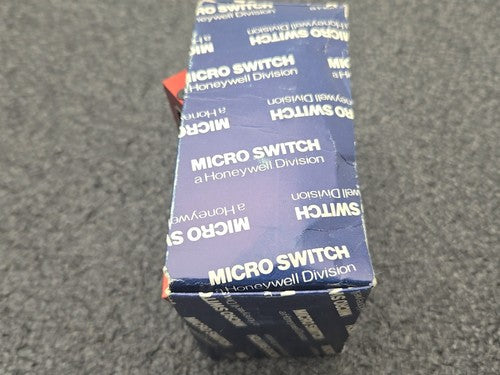 Honeywell Micro Limit Door Switches Red Aluminum Mounting Brackets Lot of 7