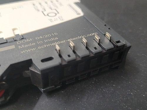 Schneider Electric STBART0200 Advantys Analog Input Module w/ STB XBA 1000 Base