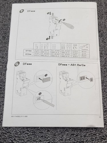 SCHNEIDER ELECTRIC DF223NC 4 FUSE HOLDER 22x58mm Fuses DIN Rail Mount