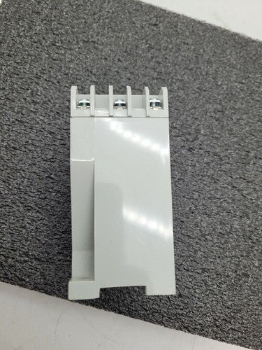 Schneider Electric Samwha PMR-22 PMR 22  Phase Monitoring Relay 160-300V 3PH