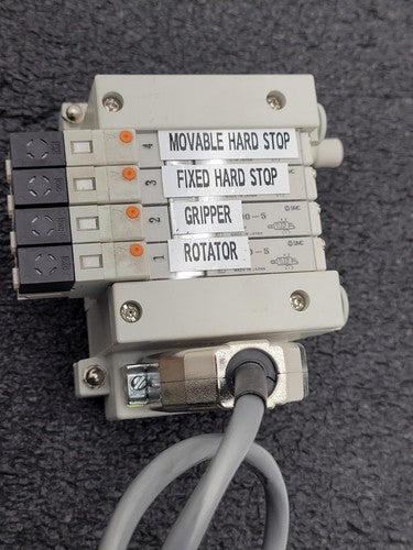 Lot of 4 SMC VQ1100-5  Solenoid Valve Blocks 24 Valves DIN Rail Mount DB25 Lot F