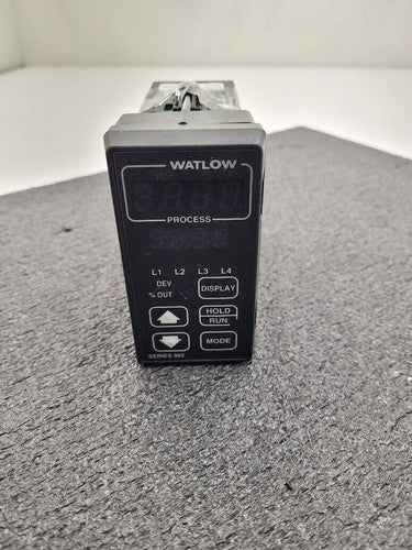 Watlow 982C-20CC-JRGR Microprocessor Based Ramping Controller Parts/Repair