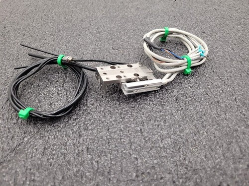 SMC 11-MXJ4-10 Slide Table Clean Room MXS/MXJ Guided Cylinder w/ D-M9N Sensors