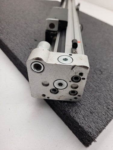 Festo Pneumatic Linear Guide Air Drive Actuator 450mm Travel DGC-25-450 Unit B