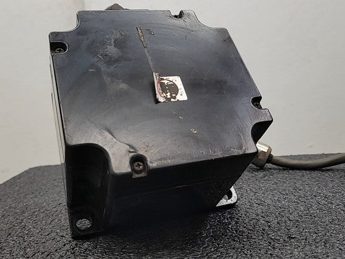 Yaskawa SGMPH-08AAA41D AC Servo Motor Sigma II w/ Cables & Splined Gear
