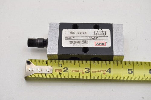 ARO E252HP 2 Position 3 Way Side Ported 1/4" Port Pneumatic Valve