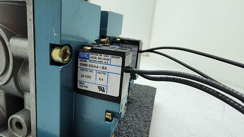 2x MAC Pneumatic Air Solenoid Control Valve 24VDC 67A-C1-BAB-DM-DDAA-1BA 1" NPTF