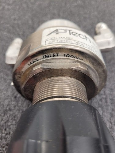 APTech High Pressure Corrosive Gas Regulator/Shutoff 1000PSI to 60PSI 1/4" M VCR