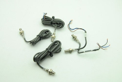 Omron E2E-X1R5E2 Proximity Sensor, 12-24VDC - Lot of 5