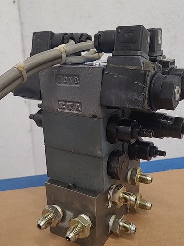 Tokimec Vickers DGMC2-3 AB BW BA BW 41J Hydraulic Directional Control Valve