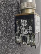 Allen Bradley 800MR-A9 800M-XAS Push Button Switches Contact Blocks Lot of 10