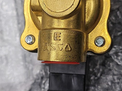 ASCO RedHat SC8210G002E Solenoid Valve 1/2" NPT Brass Coil 120VAC 302273-E