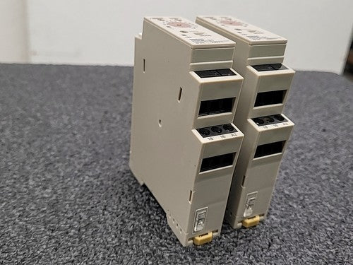Omron H3DE-S1 Timer Relay Multi Function Time Delay 24-230VAC/DC SPDT Lot of 2