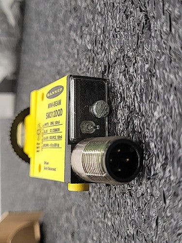Banner SM312DQD Mini Beam Photoelectric Sensor Diffuse Mode 10-30V DC