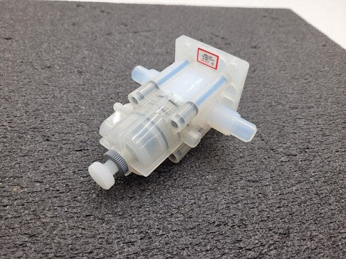AMAT Furon High Purity Valve 1106127 CDV2-F88 NC 1/2" Pneumatically Actuated