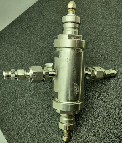 TESCOM PM000249A Pressure Regulator Swagelok Pressure Gauge PGU-50-PC100-L-4FSM