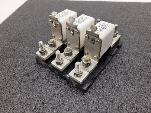 3x Bussmann 170M4833 High Speed Square Body Fuse + Holder 200A 1000VAC 170H1007