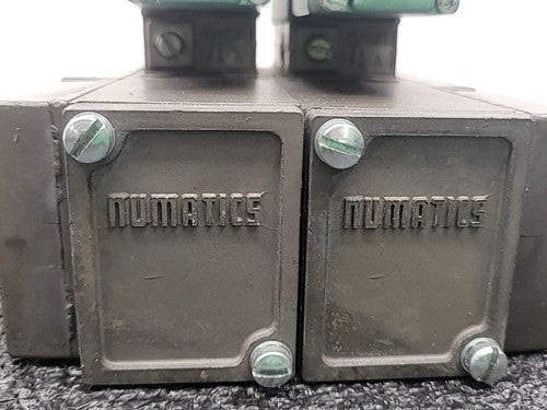 Numatics 228-703B Solenoid 2 Valve Manifold Pneumatic Air Control 120VAC