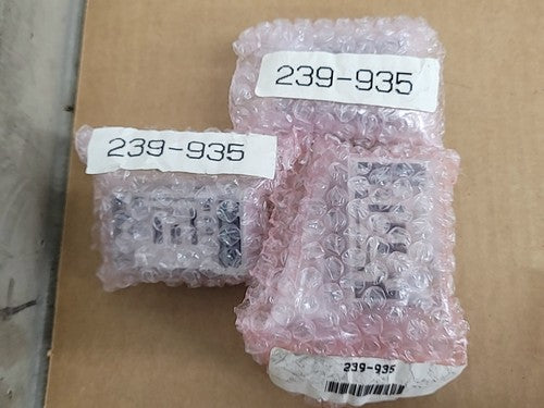 LOT Numatics 041SS400MCC00061 Solenoid Valve Pneumatic Directional Control 24VDC