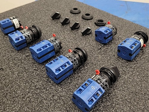Kraus & Naimer CG4 AH4307*01*01 Cam Changeover Transfer Switch Lot of 6