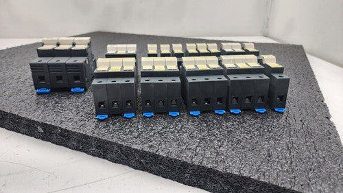 Schneider Electric DF101 DF103 DF143 Lot of 15 Fuse Holders w/ assorted fuses