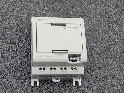Allen-Bradley 2080-LC10-12AWA Micro810 12 l/O Smart Relay Controller PLC