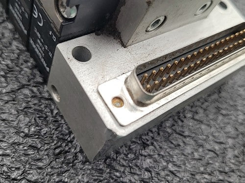 Pneumax 16x Solenoid Valve Manifold Breakout Board D-Sub Cable 24VDC Industrial