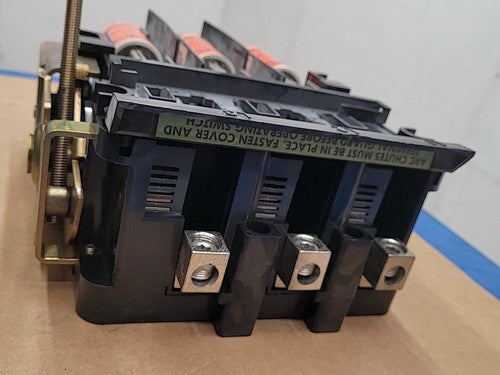 Allen Bradley 1494V-DS200 Ser B Fused Disconnect Switch 3 Pole 3PH 200A 600VAC