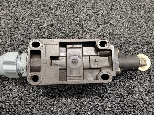 Schmersal TR 336 T1Z ZAVN Safety Limit Switches Position Switch Lot of 3