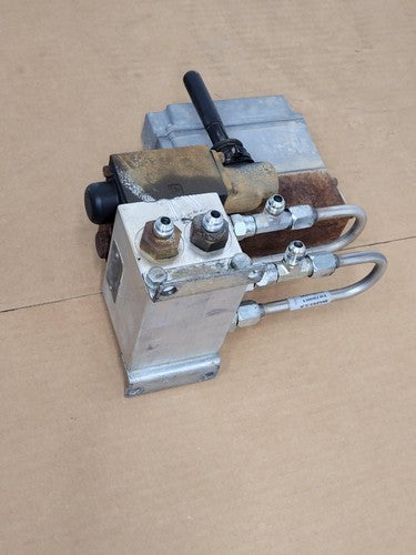 PARKER Hydraulic Proportional ISO Valve D1VL001CN  12VDC + Override Unit J