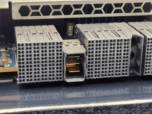 Dot Hill Smart Array MSA 1050 SAN 2x FC Controller 81-00000078-00-01 Tested