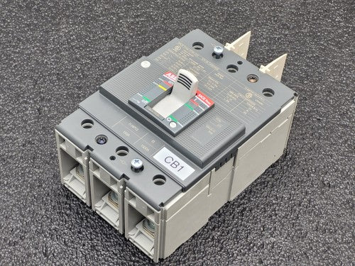 Lot of 2 ABB SACE TMAX XT3N  225 Circuit Breaker