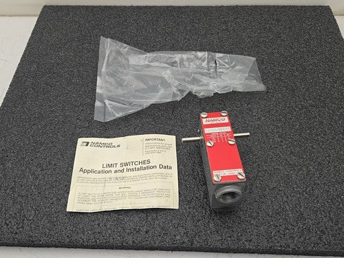 Namco Controls EA15030275 Limit Switch Industrial Rotary Actuator with Manual