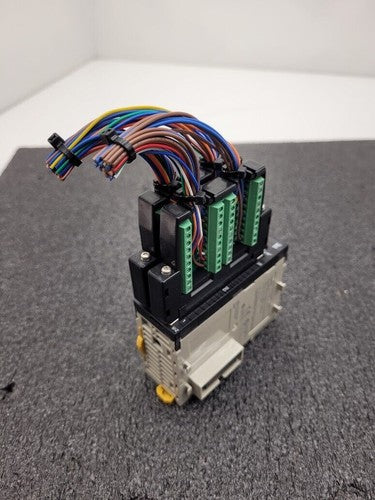 Omron CJ1W-NC433 NC Unit w/ IOLink Terminal Connector Breakout TC-40F