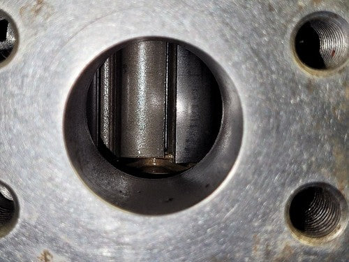 Geartek Hydraulic Gear Pump D-Series 30mm 14 Spine D35L-1C 720894E 7708 673338 6