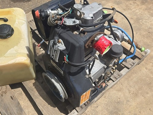 Lombardini 7 LD 665 Diesel Engine Industrial Motor Italy w/ Isuzu Fuel Tank
